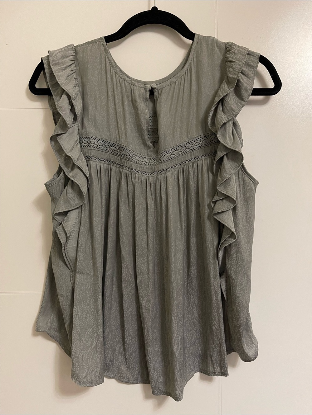 Gentle Fawn Ruffle Sleeve Top - Picture 7 of 9